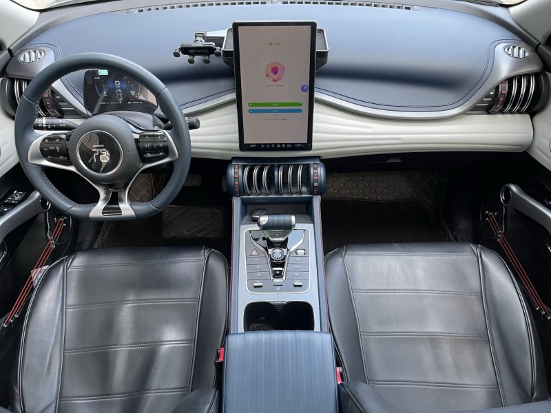 济宁23年比亚迪元5