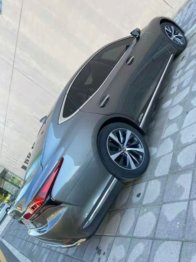 营口23年雷克萨斯LS8