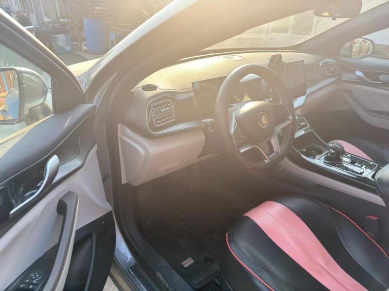 青岛25年比亚迪秦6