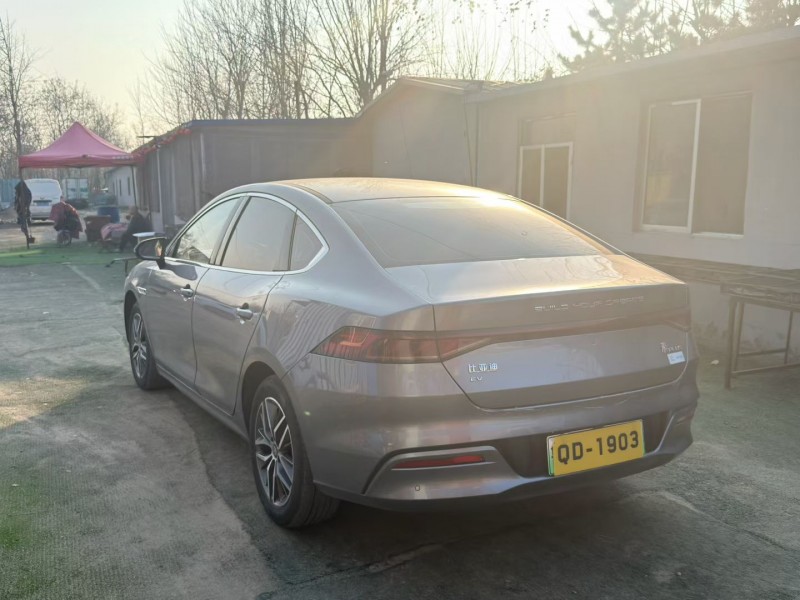 青岛25年比亚迪秦9