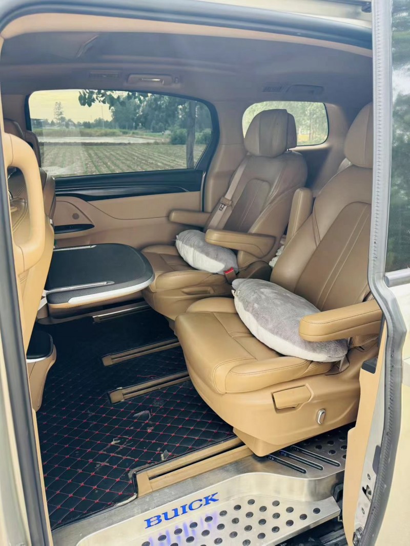 徐州20年别克GL86