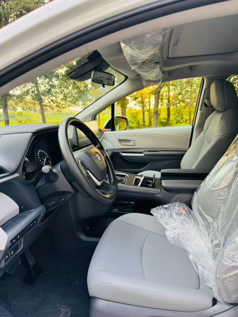 徐州25年丰田格瑞维亚8