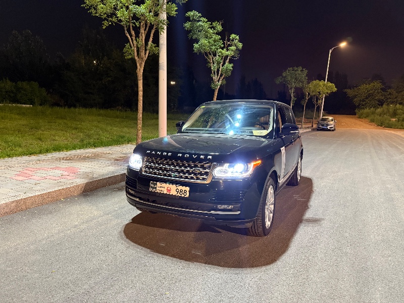 包头14年路虎揽胜行政5