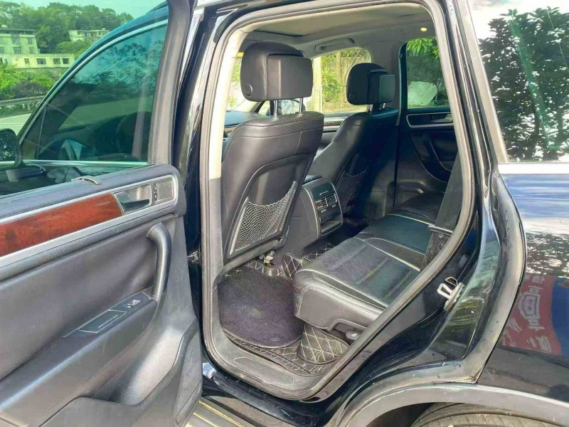 桂林12年大众途锐6