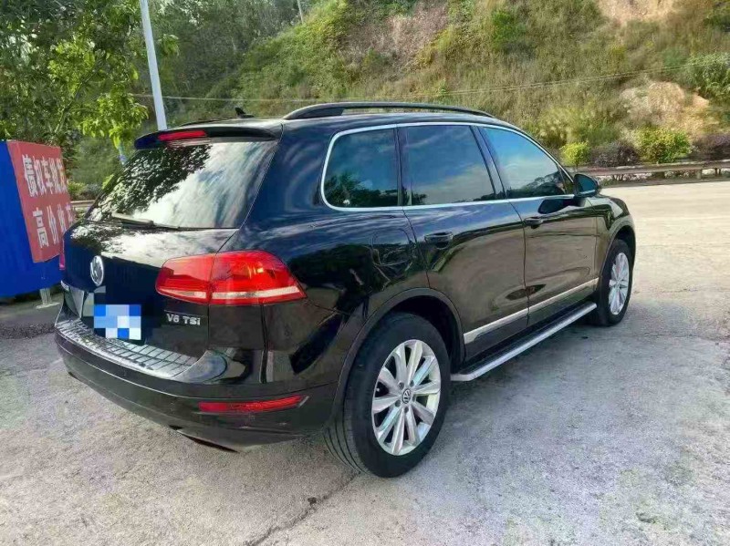 桂林12年大众途锐7