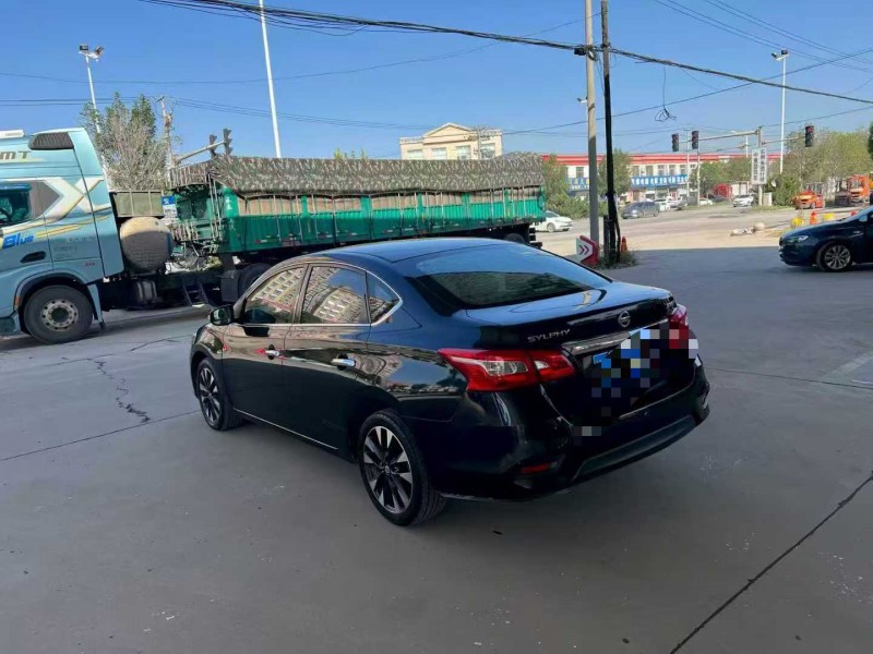 沧州17年日产轩逸5