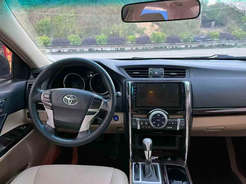 梧州13年丰田锐志4