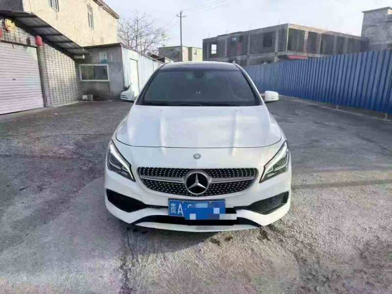 贵港16年奔驰CLA1