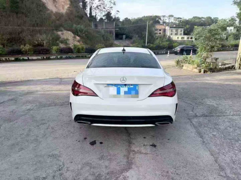 贵港16年奔驰CLA9