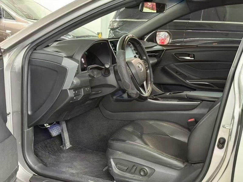 深圳20年丰田亚洲龙4