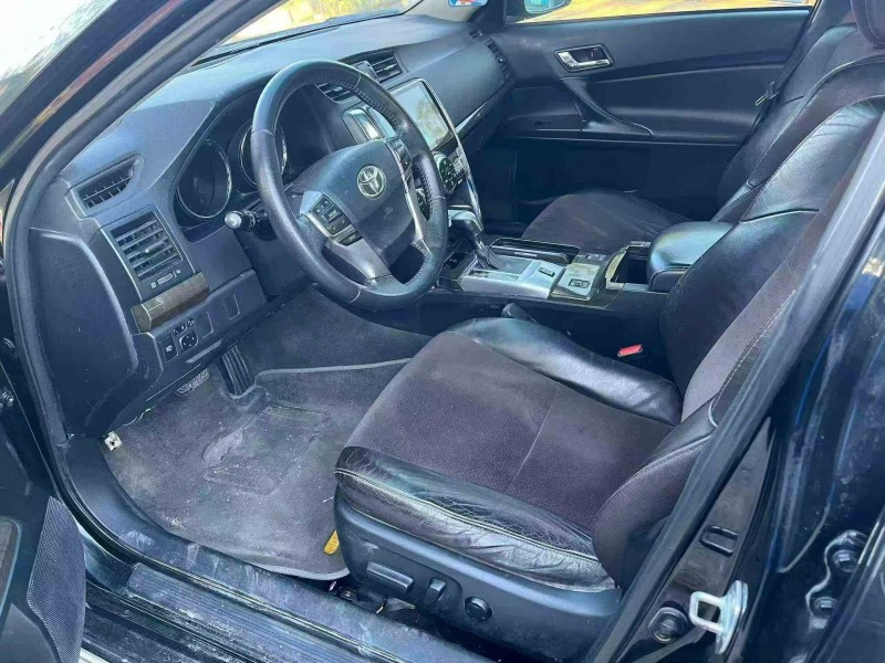 梧州13年丰田锐志4