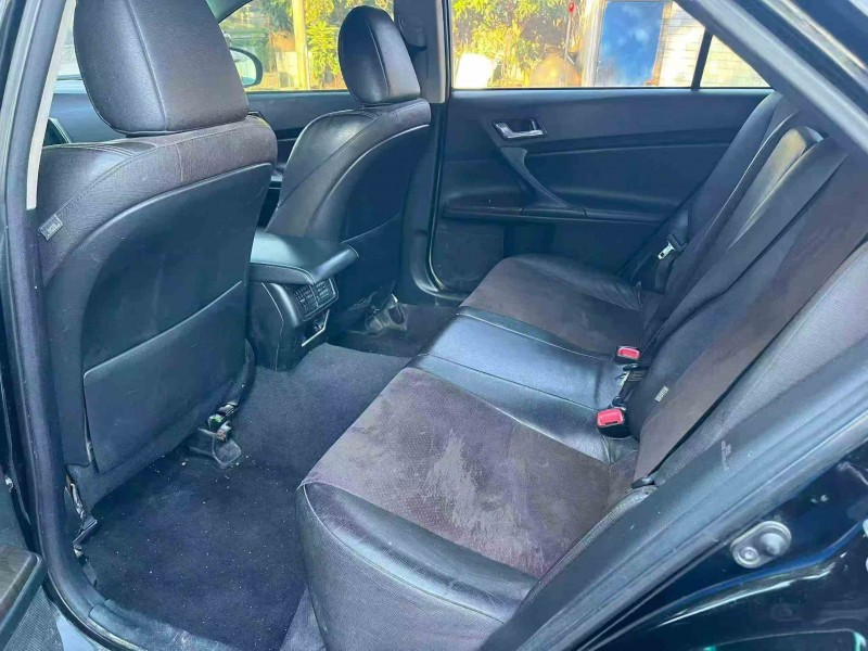 梧州13年丰田锐志5