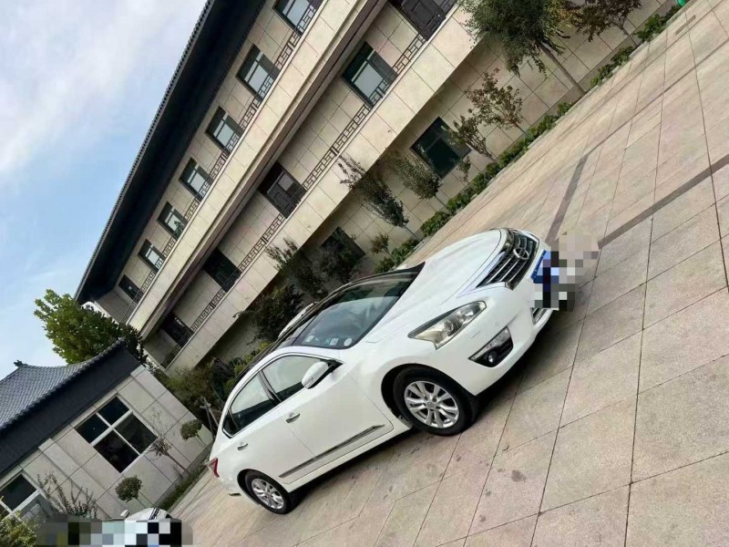 沧州15年日产天籁3