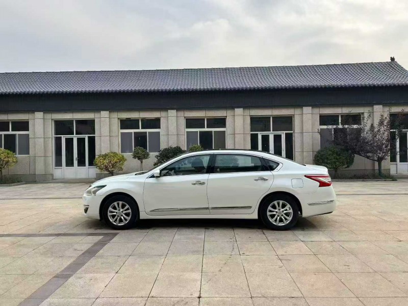 沧州15年日产天籁6