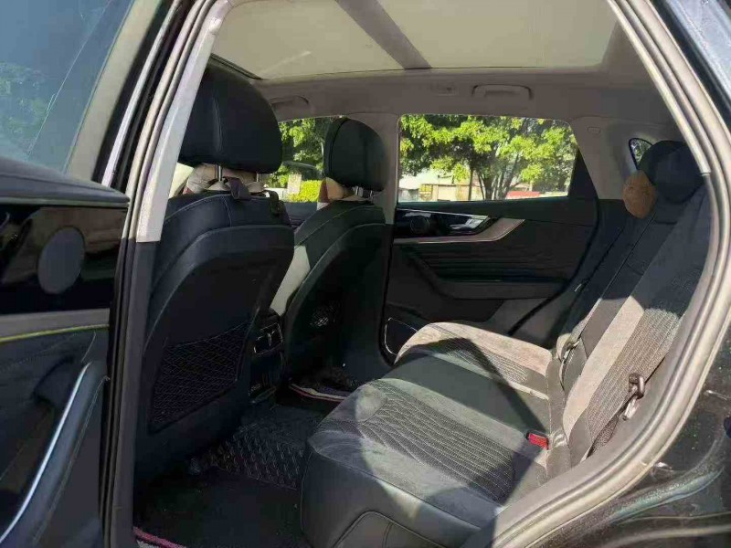 莆田22年红旗HS56