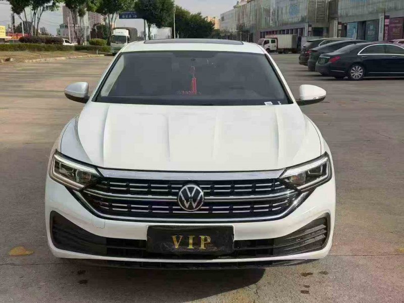 厦门25年大众速腾1