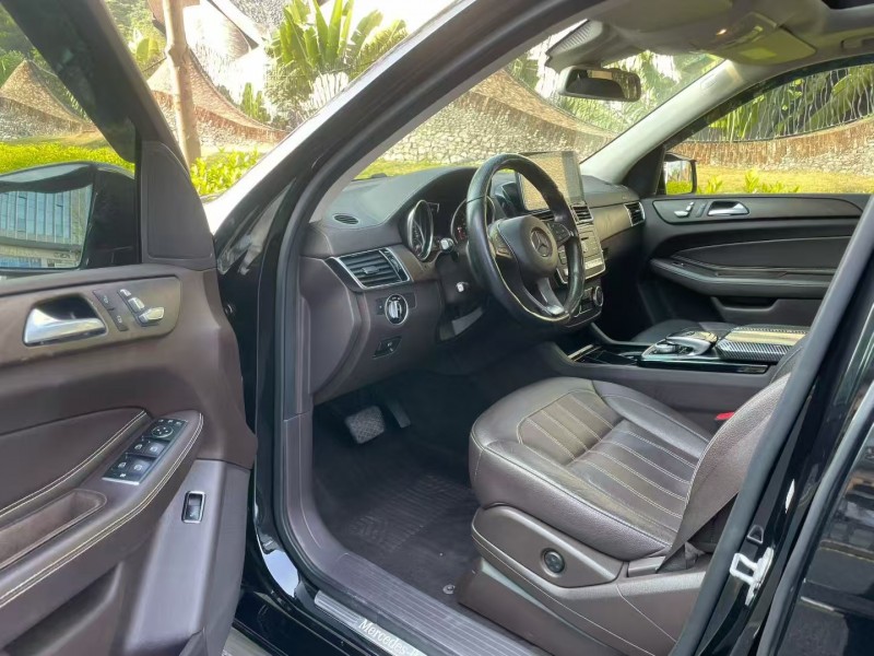 广州17年奔驰GLE4