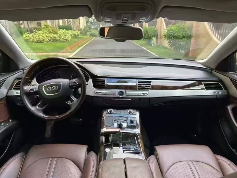 广州14年奥迪A8L4