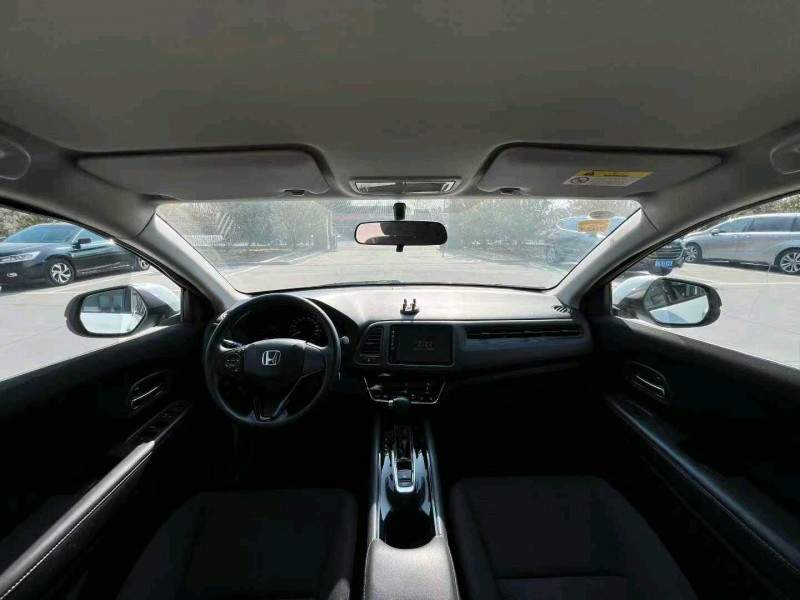 沧州21年本田缤智8