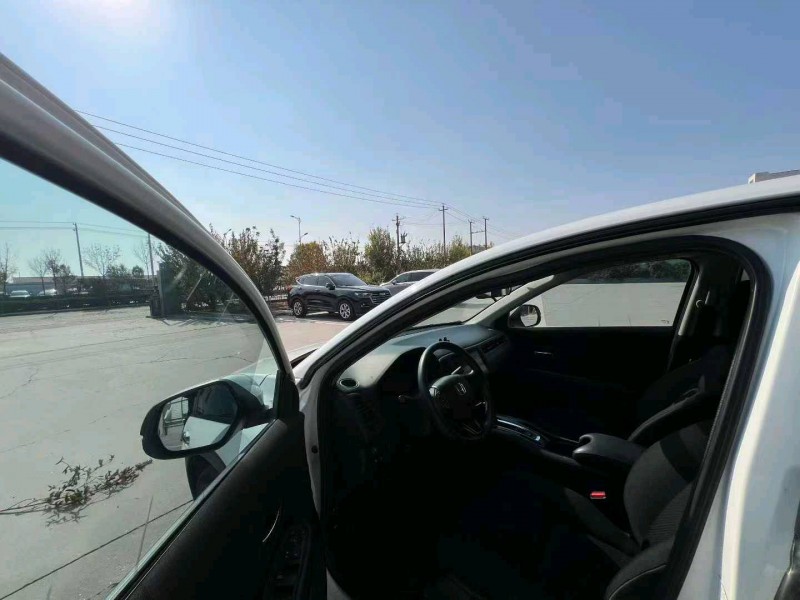 沧州21年本田缤智9