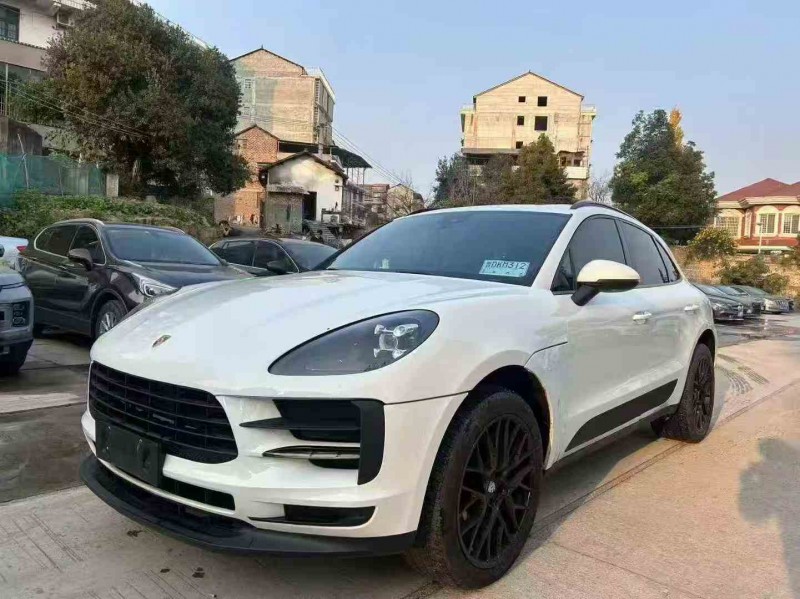 张家界19年保时捷Macan2