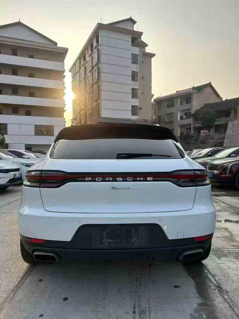 张家界19年保时捷Macan6