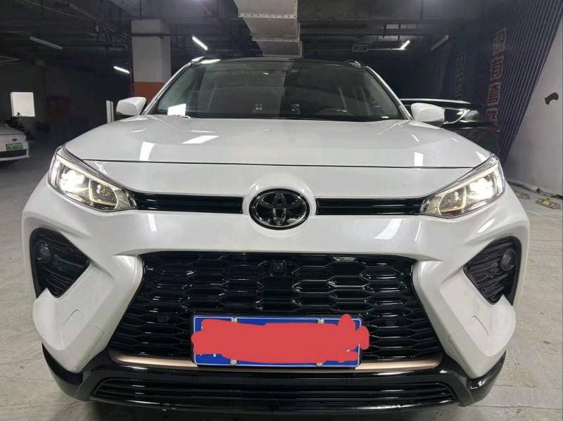 成都24年丰田威兰达1