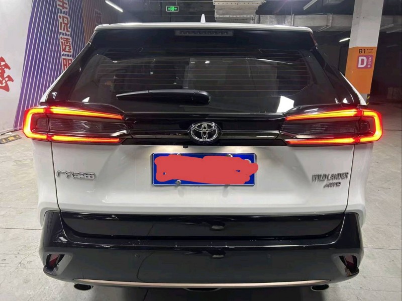 成都24年丰田威兰达2