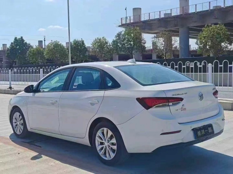 广州19年别克英朗4