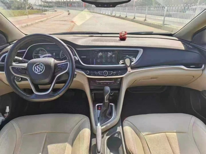 广州19年别克英朗7