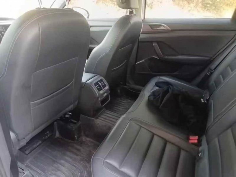 长沙19年大众途岳6