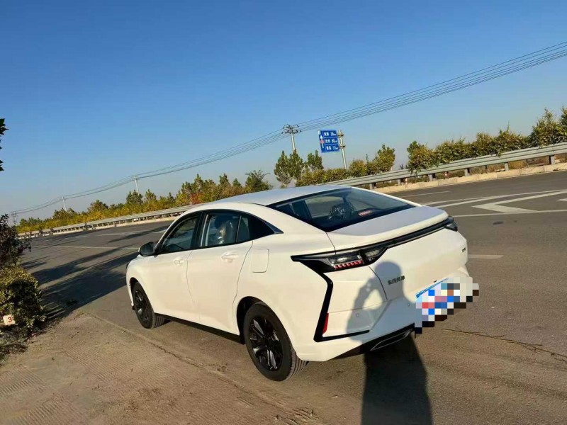 石家庄25年东风奕炫6