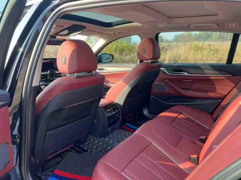 岳阳23年宝马5系4