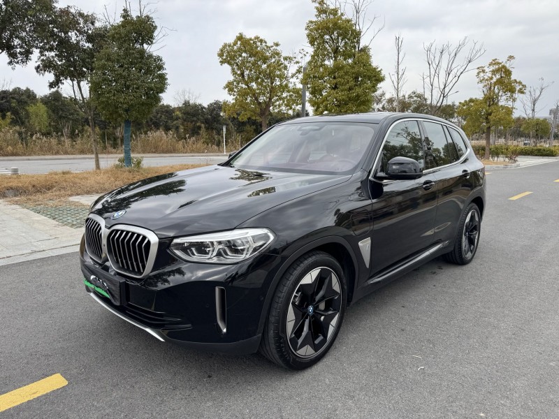 盐城21年宝马IX33