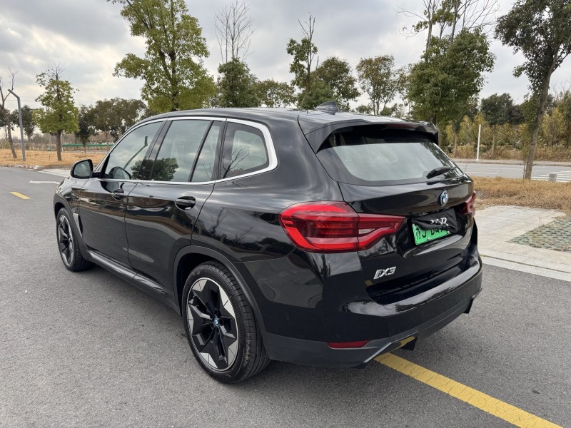 盐城21年宝马IX34