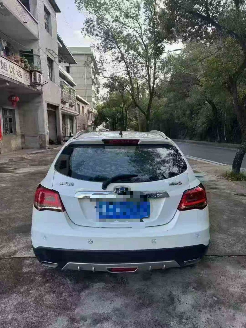 湘潭17年吉利帝豪6