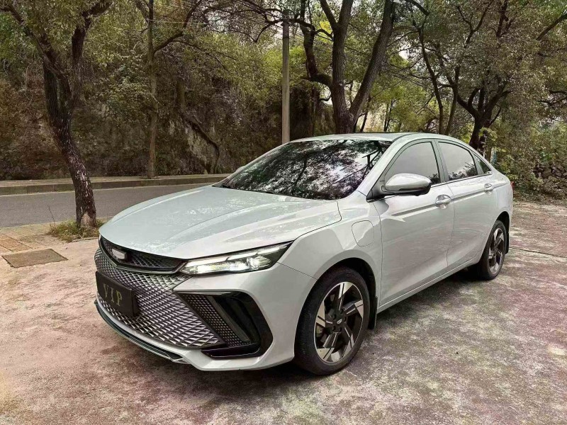 株洲23年吉利帝豪2