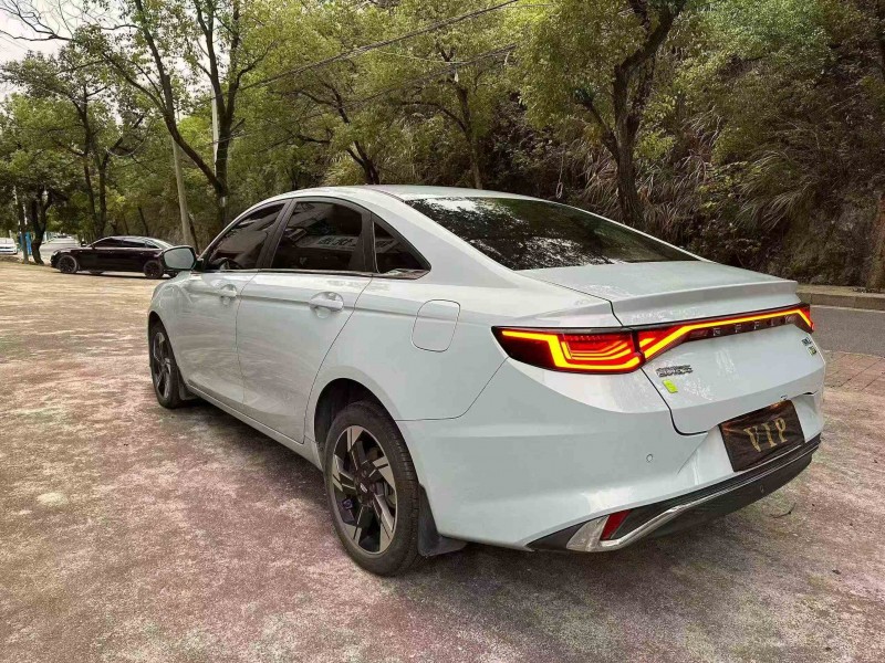 株洲23年吉利帝豪8