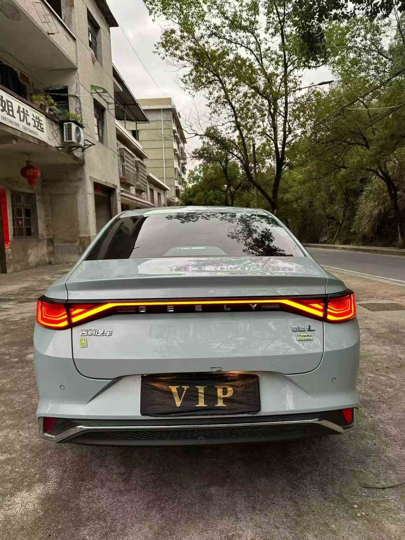 株洲23年吉利帝豪9