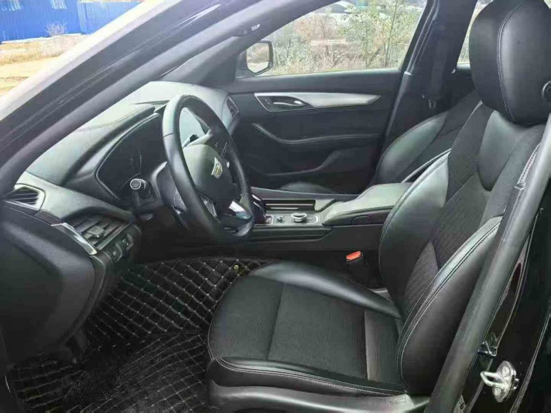 湘潭22年凯迪拉克CT54