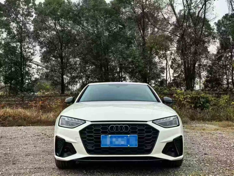 湘潭23年奥迪A4L1