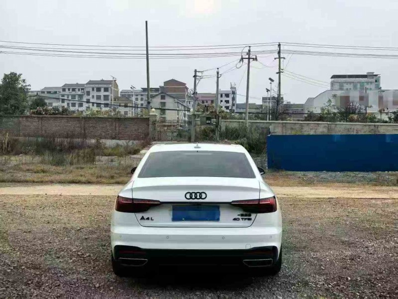 湘潭23年奥迪A4L9