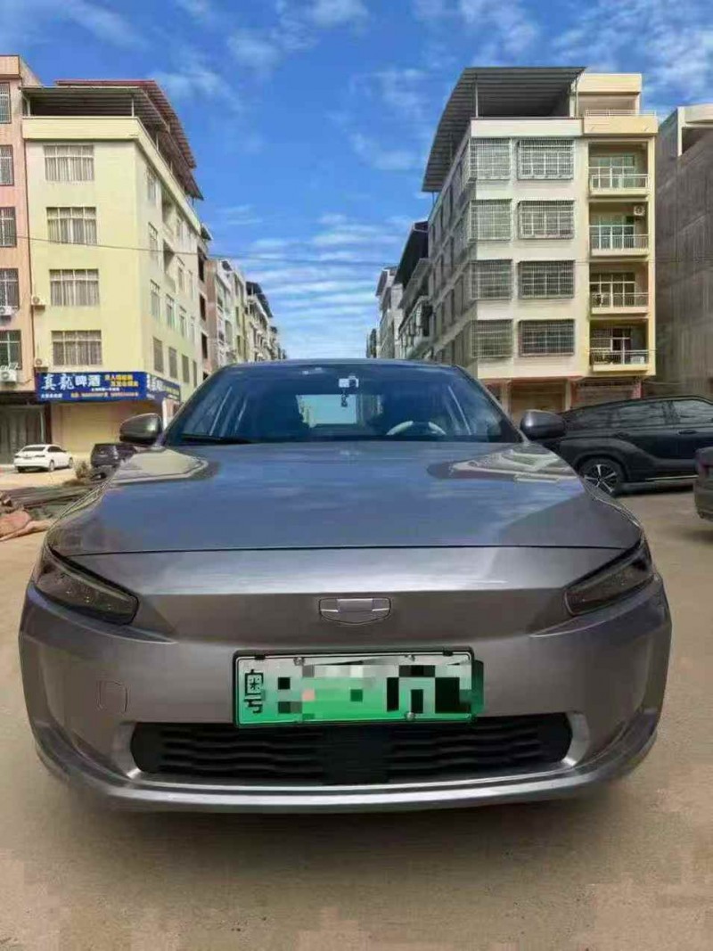 柳州24年吉利几何1