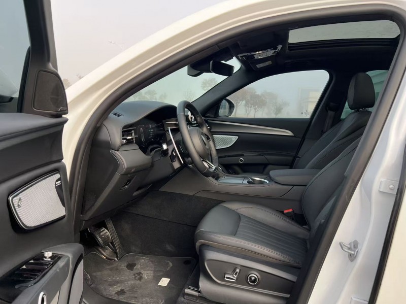 盐城23年玛莎拉蒂Grecale格雷嘉4