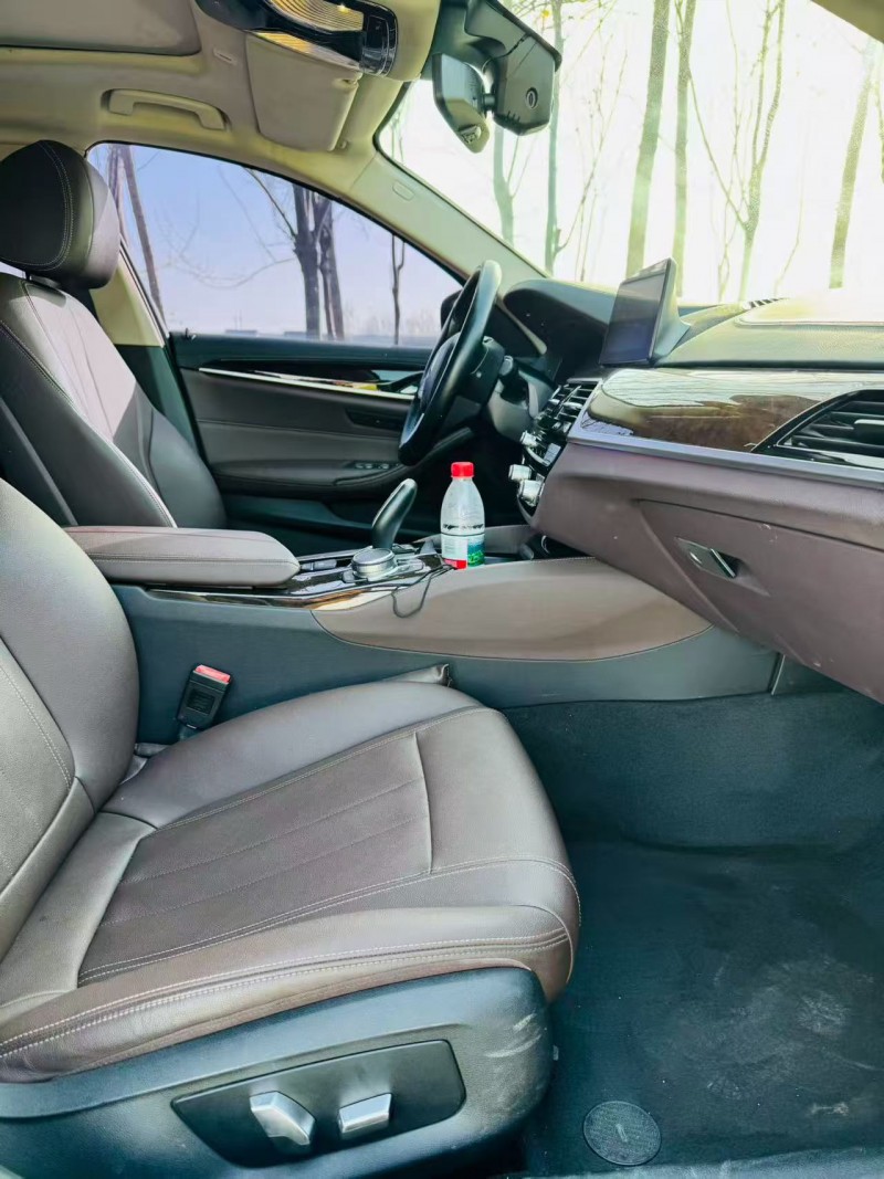 徐州19年宝马5系4