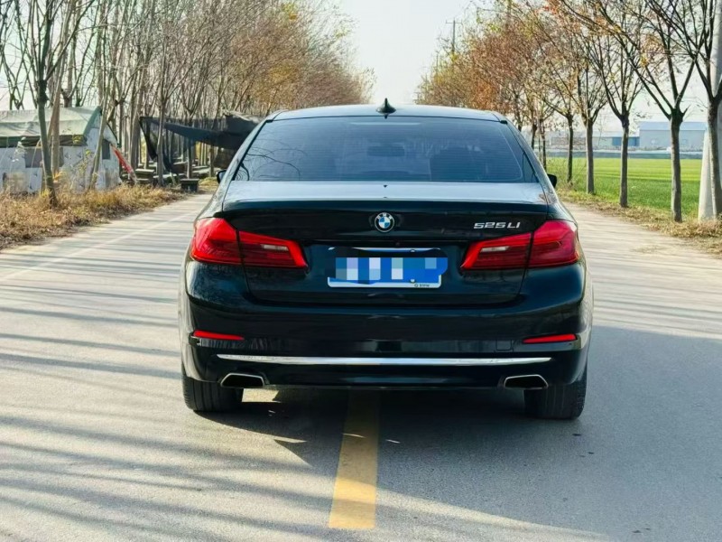 徐州19年宝马5系9