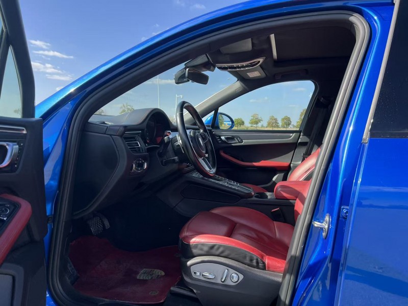 盐城20年保时捷Macan4