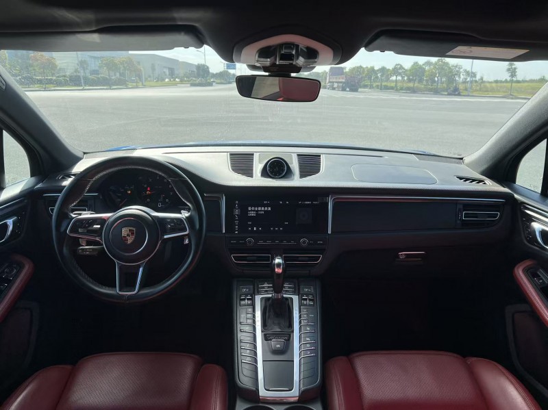 盐城20年保时捷Macan7