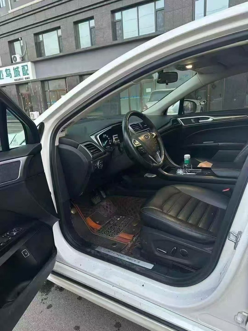 青岛20年福特蒙迪欧4