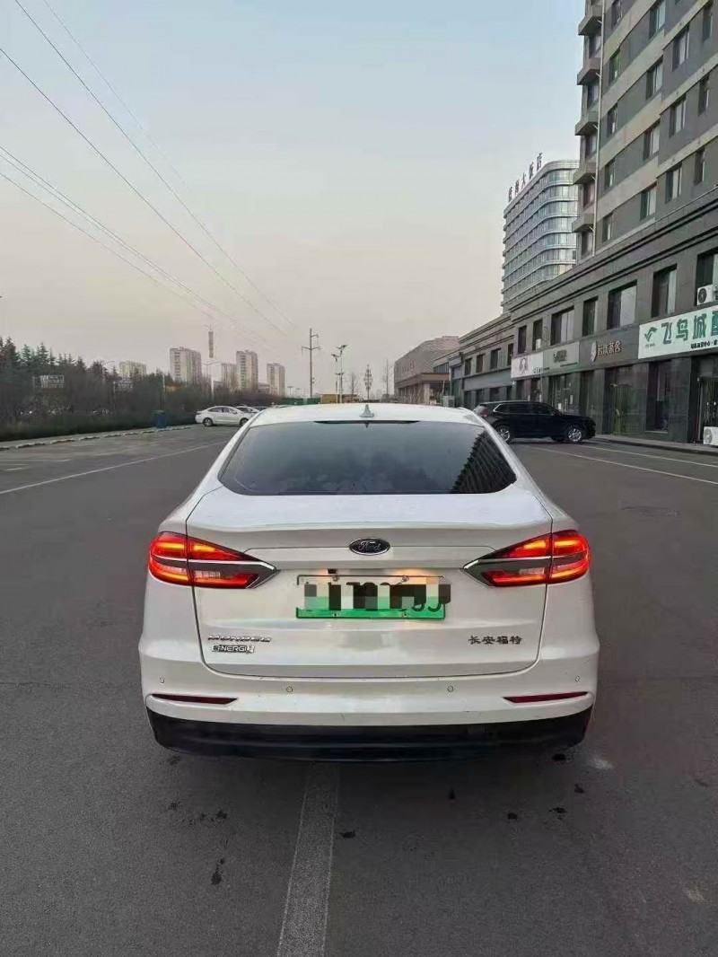 青岛20年福特蒙迪欧7